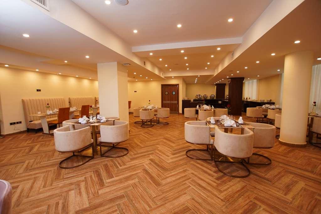 Best Western Premier Dynasty Adis Abeba Restaurante foto